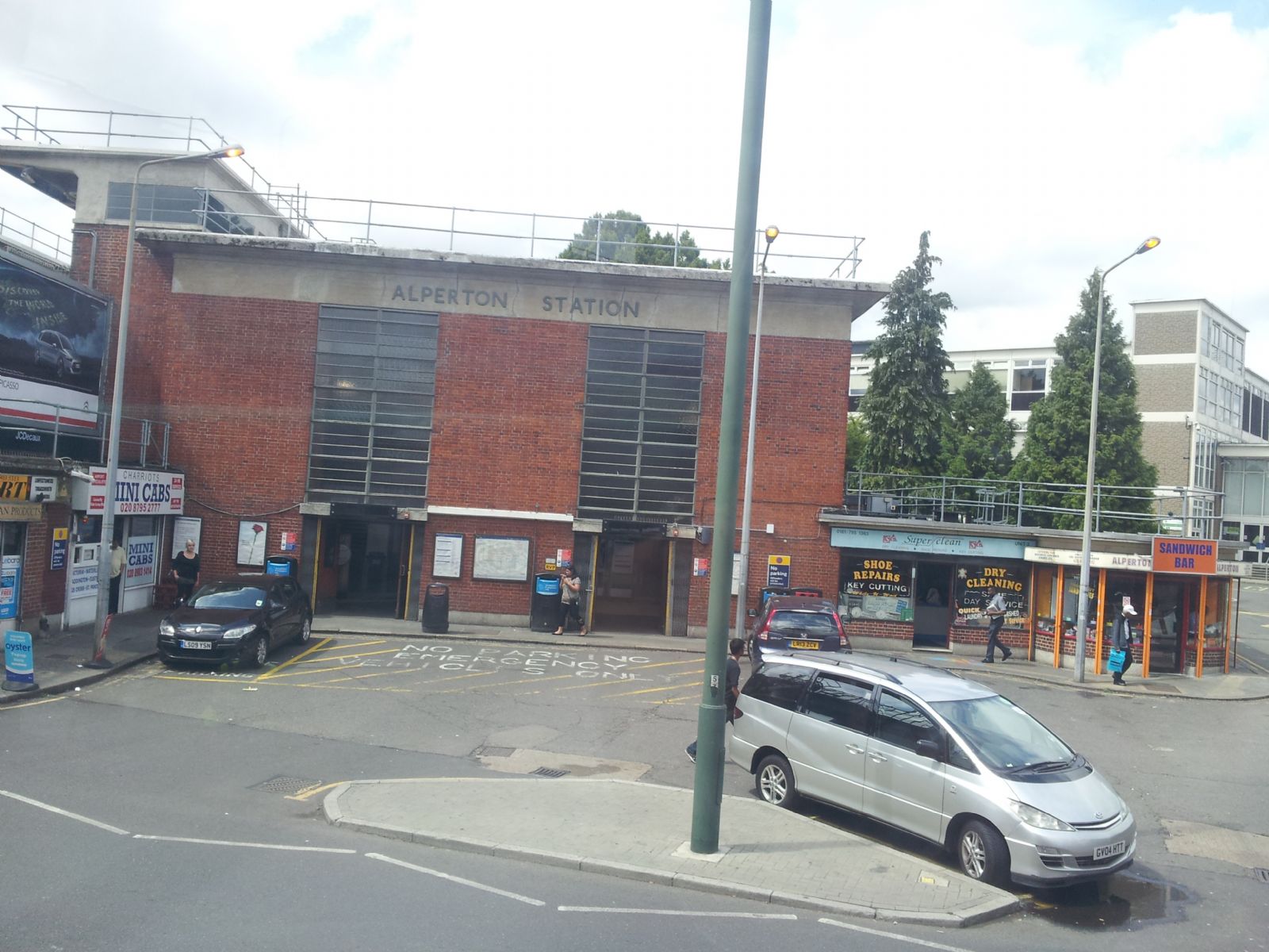 ALPERTON
