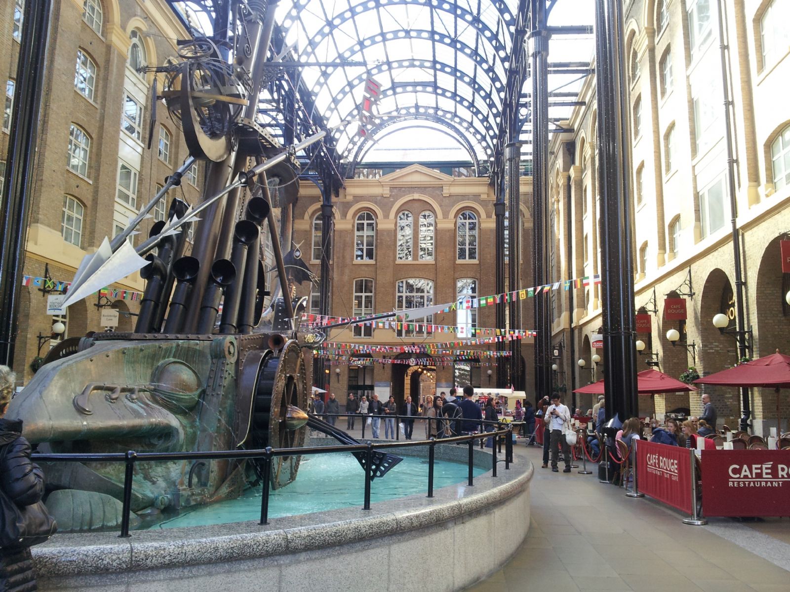 Hay's Gallaria Market